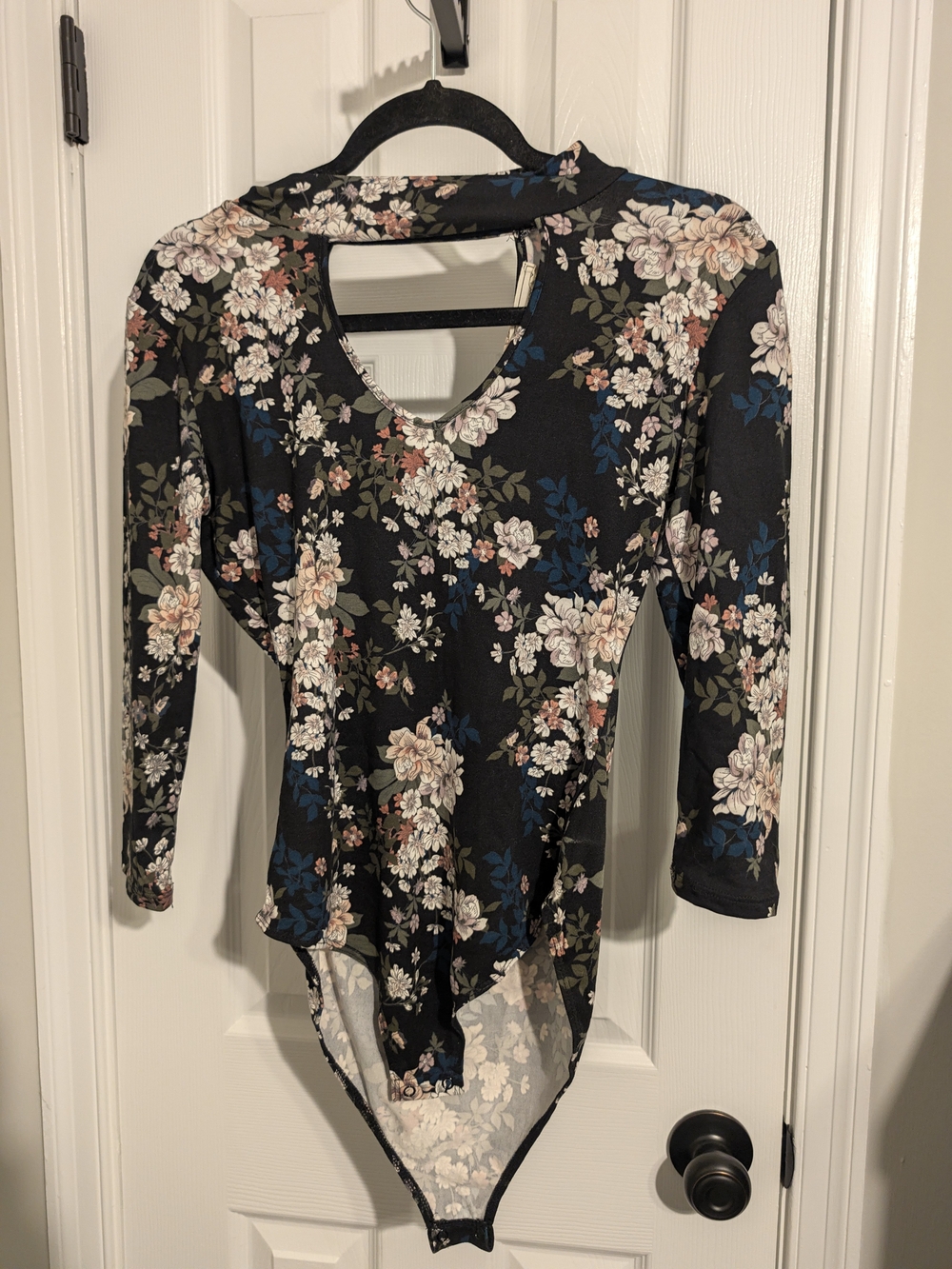 Black Floral V-Neck Long Sleeve Bodysuit with Keyhole Back